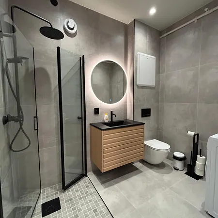 Beautiful 4 Bedroom In Sentrum *